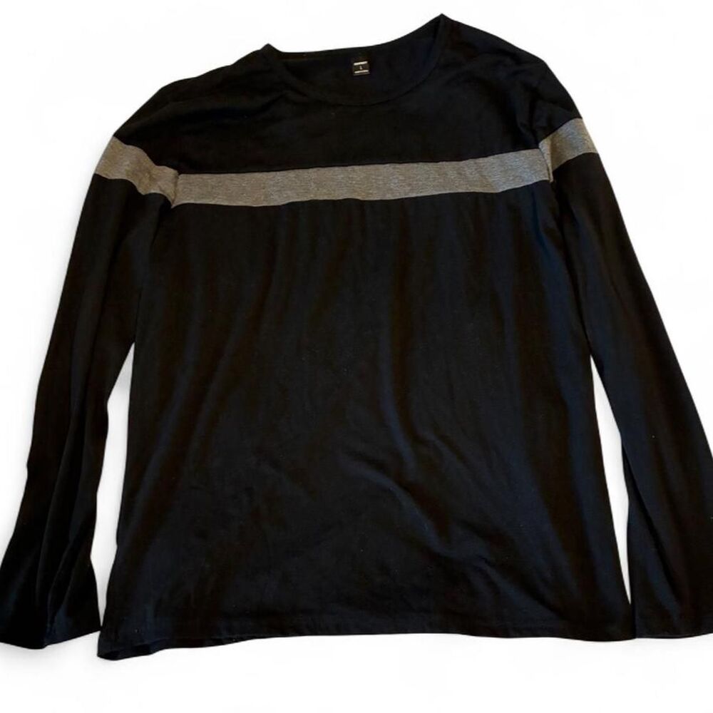 Men's Black and Grey Shirt